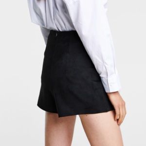 Zara Shorts - ZARA FAUX SUEDE SKORT Zara Shorts - ZARA FAUX SUEDE SKORT